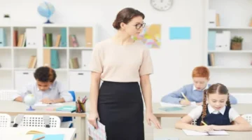 11 وظيفة صامدة.. قائمة مهن تتحدى سيطرة الذكاء الاصطناعي في سوق العمل بمستقبلنا التقني